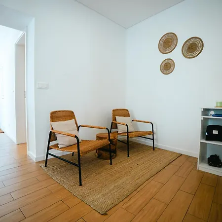 Sea House *